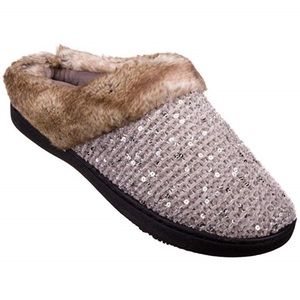 🆕 Isotoner Women’s Sweater Knit Hoodback Gray Lurex Slippers, Medium (7.5-8.0)